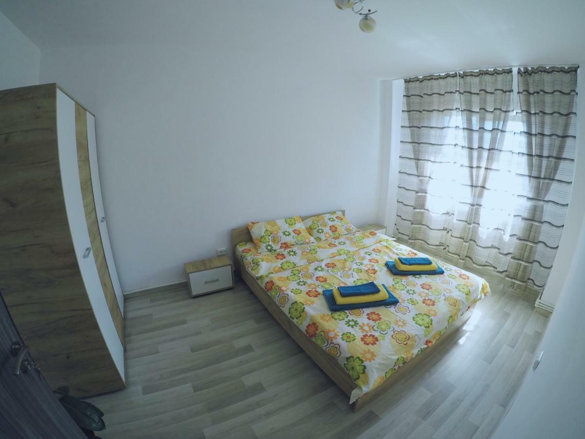Ama Apartment Mountain View & Parking Braşov Buitenkant foto